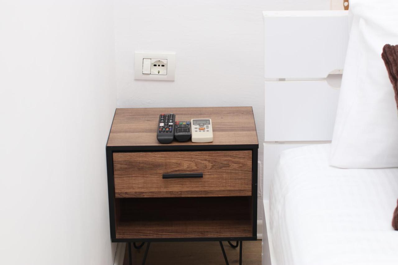 Bed and Breakfast Gaia Влёра Экстерьер фото