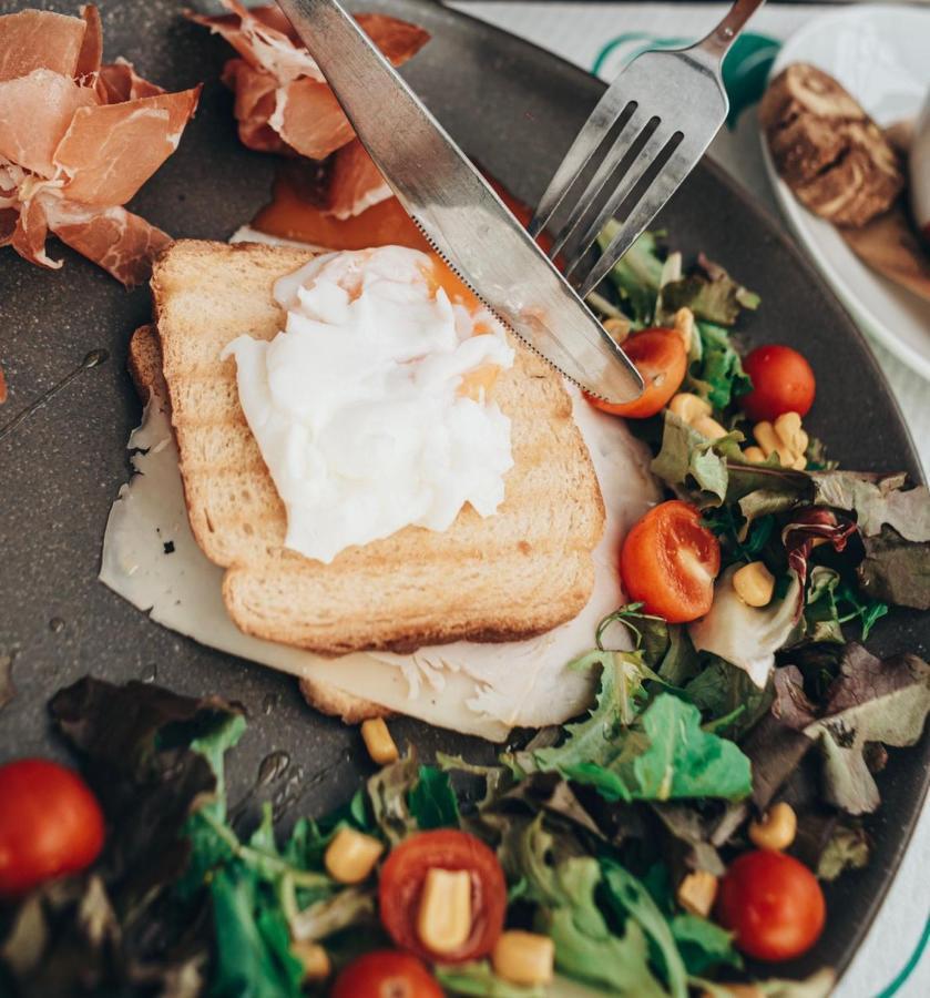 Bed and Breakfast Gaia Влёра Экстерьер фото