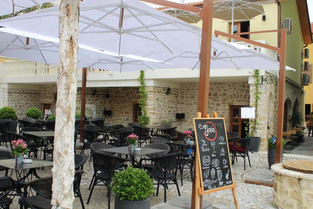 Bed and Breakfast Gaia Влёра Экстерьер фото